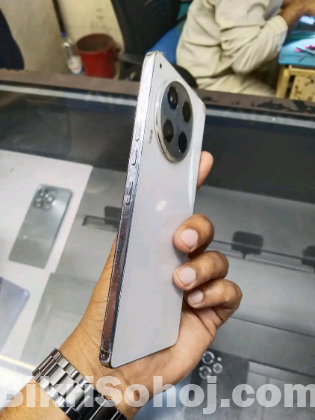 Camon 30 Tecno